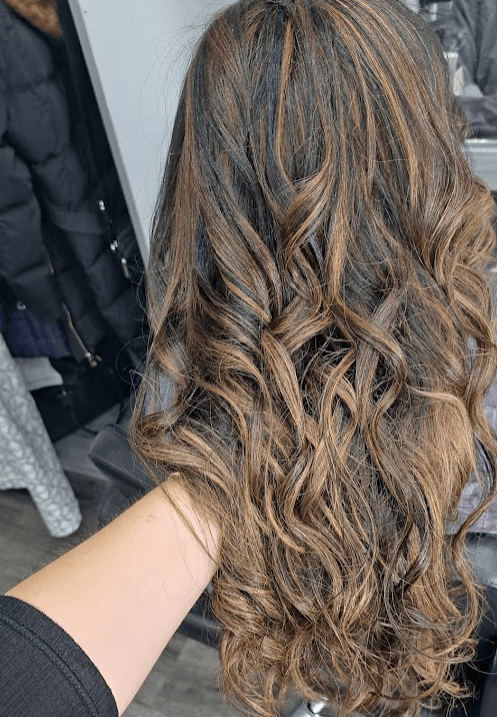 Photo 43 du book Célestine Coiffure